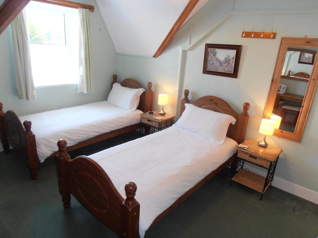 Meadowlea Guest House Okehampton Oda fotoğraf