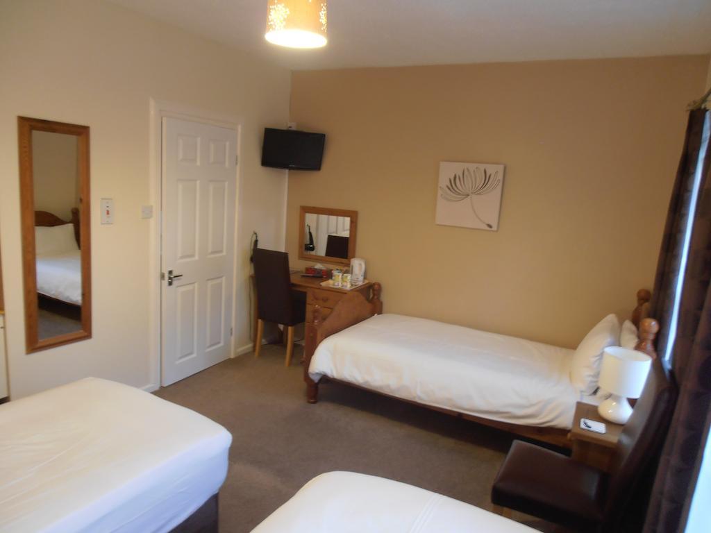 Meadowlea Guest House Okehampton Oda fotoğraf