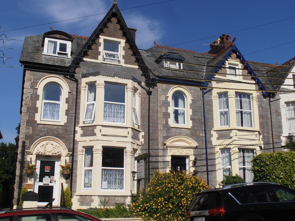 Meadowlea Guest House Okehampton Dış mekan fotoğraf